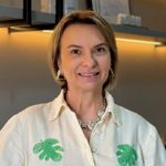 Cláudia Ragazzi / Franqueada Paranavaí - PR